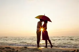 生活中的“一见钟情”现象，一见钟情是否有科学依据？图片