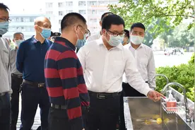 县委书记黎晓华检查指导学校复学复课工作图片