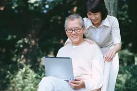 只养一个女儿，父母晚年会后悔吗？过来人的答复很扎心图片