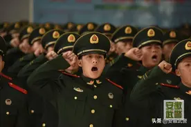 留队！留住心中的火焰图片