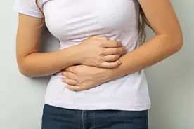 ​胃病患者能不能吃馒头？若想保护肠胃，这3种食物尽量少吃图片