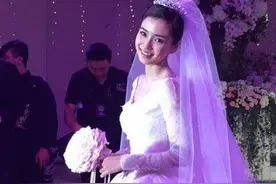 女星婚礼上抛花的捧花造型，Angelababy的浪漫，高圆圆的文艺图片