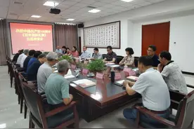 《百年旗帜礼赞》出版——河南诗人礼赞中国共产党 献礼建党百年华诞图片