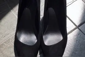 当高跟鞋掀起国潮，这双上脚颜值超高的“烫”就是完美代言人图片