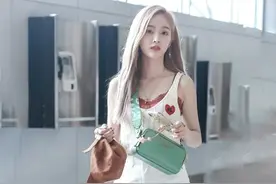 骨架小的女孩，这种“暖风格”很适合你，清新温柔，满满的精致感图片