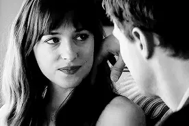 喜欢上一个人的五个阶段，你到哪一个了？图片