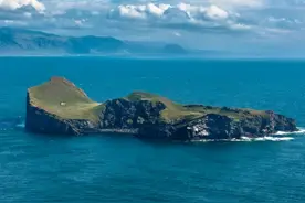 直击：全球最孤独的房子，独占一座45万平方米的岛上，你敢去住吗图片