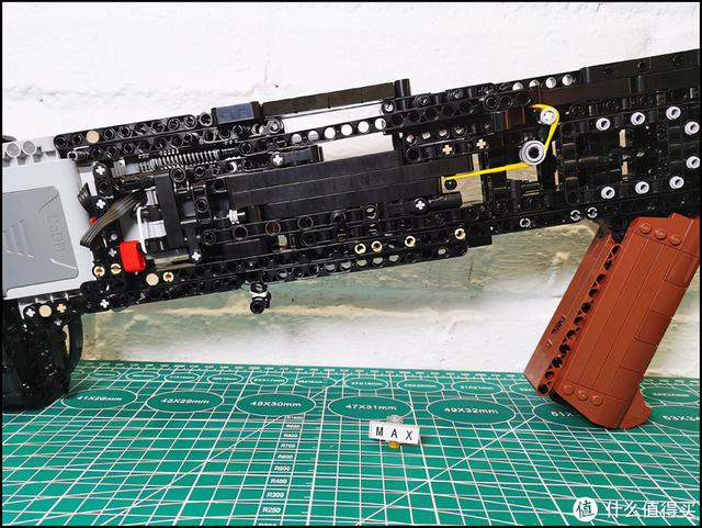 积木评测：吃鸡空投步木仓：Groza是最强吃鸡神器？