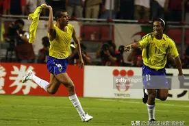 日本人从巴西挖来过气品牌，包装成时尚足球潮牌成功杀入中国市场图片