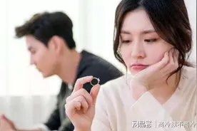 以27 、28岁是男女生分手的高峰期，也是人生晋级一道分水岭图片