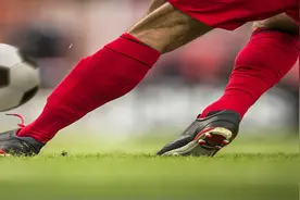 足球比赛一场能换几个人？从3到5的改变，给了弱队逆袭的好机会图片