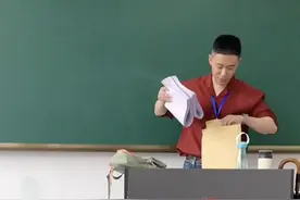 安徽台名主持离职！1年后考大学教师编制，一姐余声才考上事业编图片