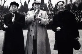 薄一波出狱后被选为中央委员，当时有人反对，毛主席说：我同意图片