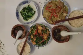 隔夜菜不能吃吗？医生解释：除了这4种，其他或可放心吃图片