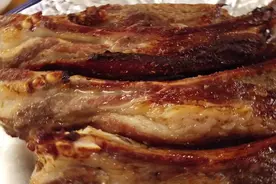 天冷了，在家烤羊排——外焦里嫩，满口流油，味道绝了图片