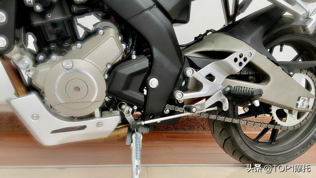 高颜值复古街车 飞鹰S25正式上市 售价1.38万/1.63万