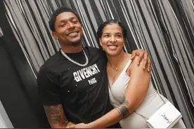 NBA球星布拉德利·比尔的女友，是个娱乐圈美女图片