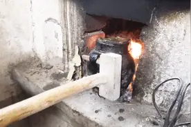 灶塘炉火一陶罐！香到流口水的土罐煨鸡汤，儿时的记忆视频封面