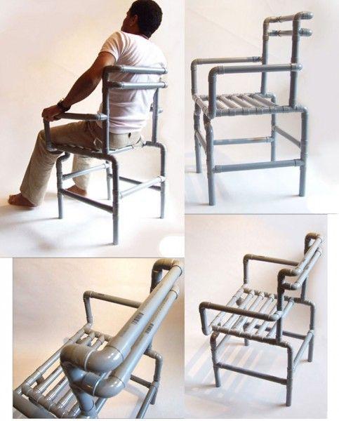 装修剩了几根水管，师傅简单做个悬空壁挂鞋架，给他人工费都不收