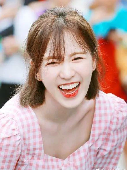 2020流行这6款发型,气质又显脸小,还不挑人(2020最火发型女长脸图片)