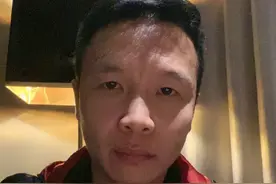 张浩《喜剧人》垫底遭淘汰，网友称有内幕，其实真正病灶在他自身图片