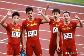 奇葩！日本队低级失误，第1棒失误被中国队反超，家门口丢人现眼图片