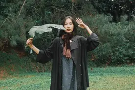 6万嫁妆被婆婆借走5年，儿媳开口讨要被婆婆驳回：我们是一家人图片