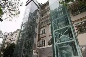 老楼加装电梯，对全楼栋都有好处图片