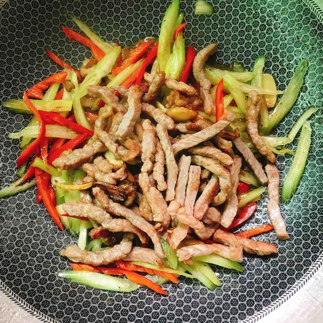 家里条件再差也要给孩子吃它，每周吃2次，补钙健脑，长高个