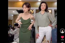 蓝盈莹穿吊带性感热舞，紧身裙勒出蚂蚁腰，妈妈为她离异改嫁富豪图片