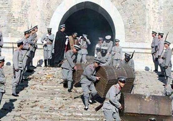 慈禧墓被盗后尸骨图片 慈禧的墓被盗真实照片