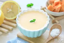 宝宝添加米粉讲究多，奶和水用哪个冲比较好？能吃到什么时间？图片