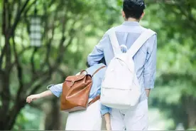 第一次去男友家，被准婆婆暗示洗碗，高情商女孩的做法硬气又解气图片