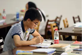 英语六级和考研英语哪个更容易？考过六级的研究生：根本不一样图片