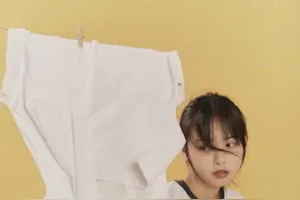 花季少女洗衣写真，正是青春年少时，邻家姐姐清香让人没有抵抗力图片