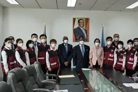 我们在赤道几内亚，津巴布韦，自制布口罩，写了1.2万字防疫建议书图片