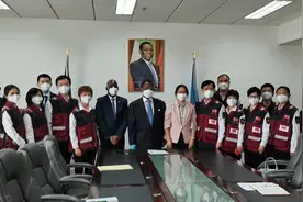 我们在赤道几内亚，津巴布韦，自制布口罩，写了1.2万字防疫建议书图片