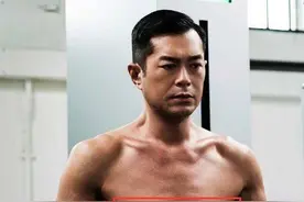 古天乐、健美选手逐渐“胸肌雌化”，练得越大越娘？原因是这个图片