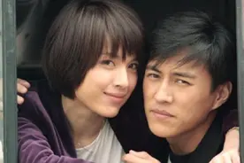 “文艺女神”李佳的涅槃情史:一婚富商被抛弃,二婚靳东被宠成公主图片