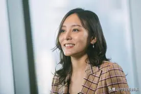 在香港娱乐圈难出头，女星转战内地与谢天华拍电影，收入破纪录图片