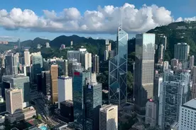 美单方面暂停与港移交逃犯等协定 港府表强烈谴责！梁振英：美国就是真理？图片