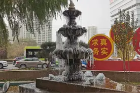 疑心生暗鬼图片