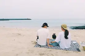 男子是O型血妻子是A型血，生出的宝宝是B型血，全家人无法淡定图片