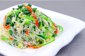 一把粉丝，几根菠菜，大厨教你清爽有营养凉拌做法，能做年夜饭图片