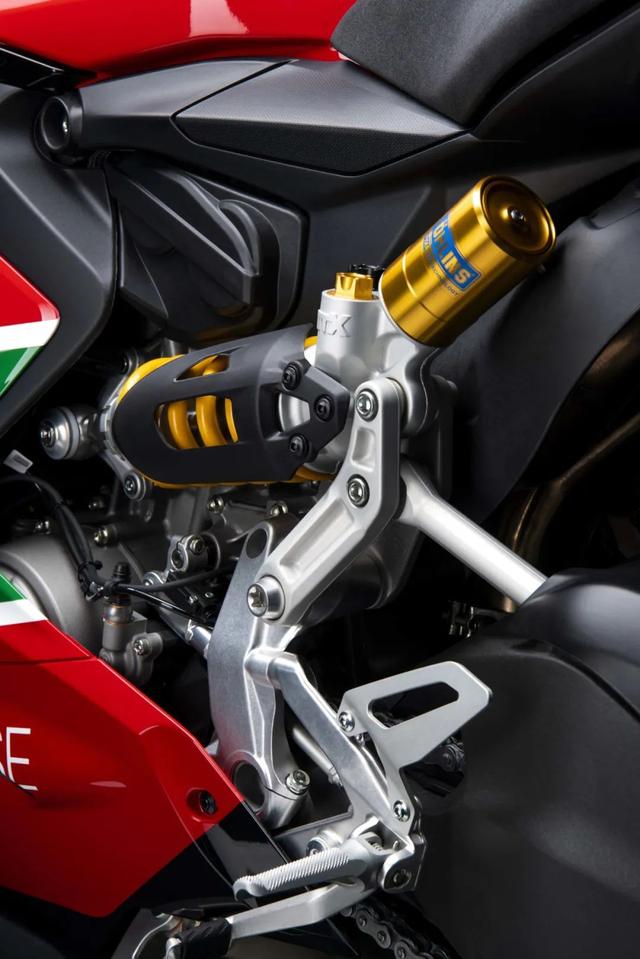 杜卡迪推出Panigale V2特别版，纪念“最强油漆工”夺冠20周年