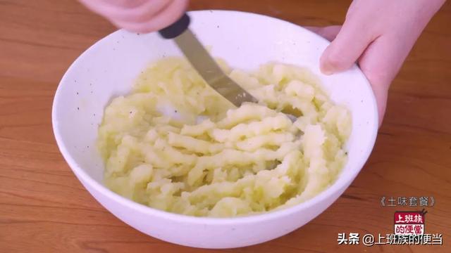 谁说西餐成本高，教你用家常食材简单做，味道不输西餐厅
