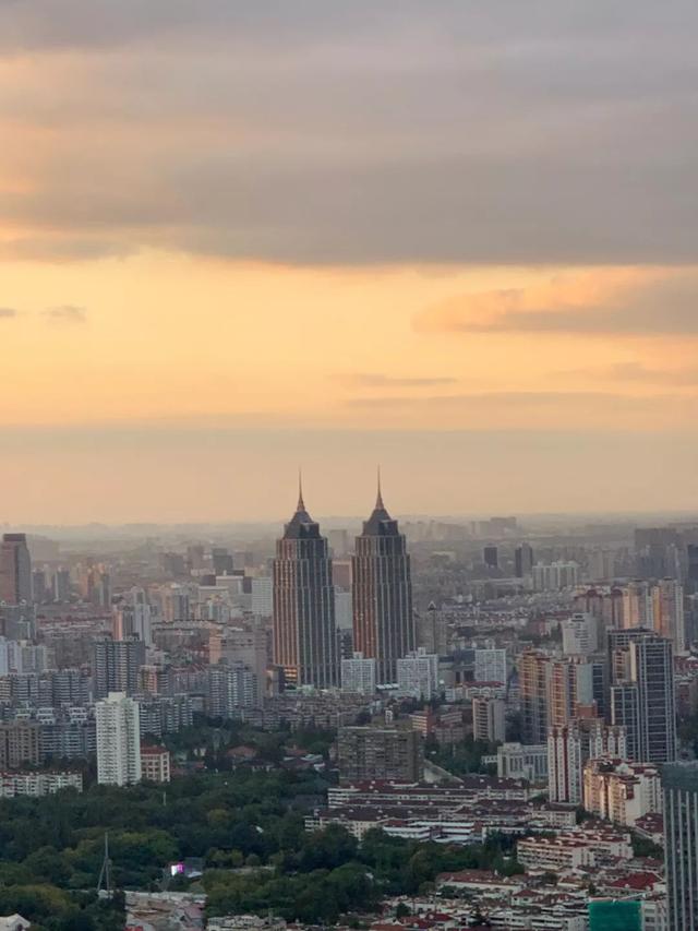变焦就是对画面的裁切吗？你必须要搞明白变焦这回事儿