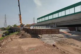 中山这条断头路迟迟没有修好，市民表示出行不方便图片