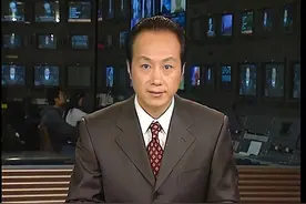 罗京：主持新闻25年0失误，康辉的贵人！去世后妻子携儿改嫁富豪图片