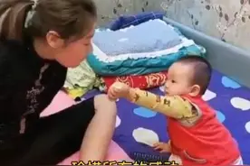 孩子到底有多爱你？看完这6个故事，不禁沉默了图片